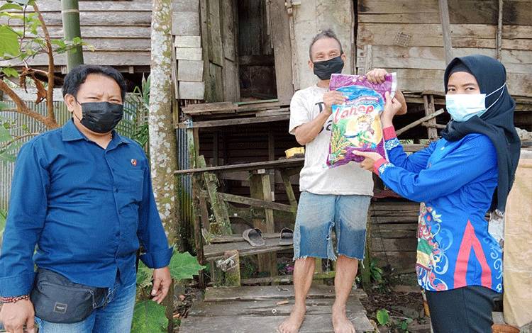 Satres Narkoba Polres Gunung Mas Gelar Baksos