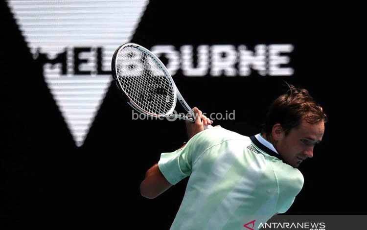 Medvedev Didenda Rp 170 Juta karena Omeli Wasit di Australian Open