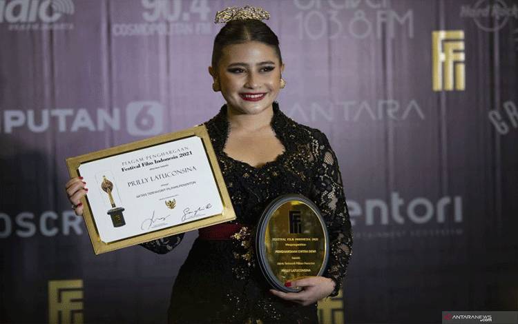 Prilly Latuconsina Bergabung Sebagai Pemilik Persikota