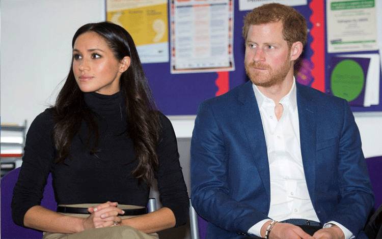 Pangeran Harry dan Meghan Prihatin Misinformasi COVID-19 di Spotify