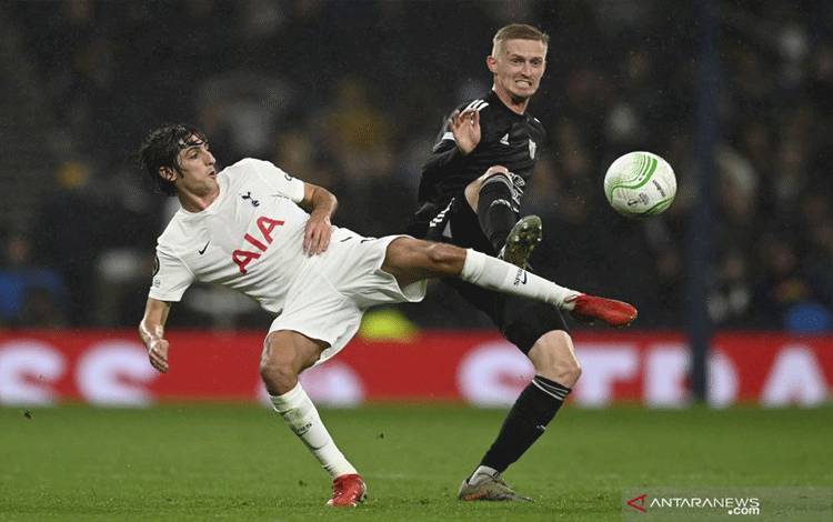 Valencia Dilaporkan Sudah Dapatkan Bryan Gil dari Tottenham Hotspur