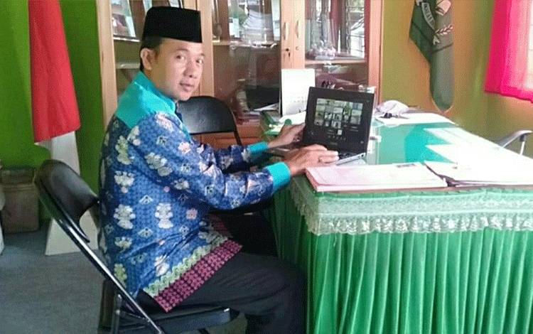 Kepala KUA Kecamatan Selat Ikuti Diklat Penyusunan KTI Kepenghuluan