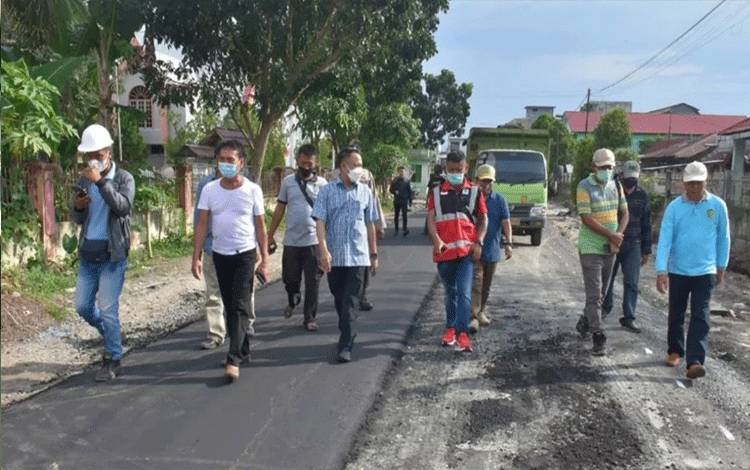 Wali Kota Palangka Raya Pastikan Proyek Infrastruktur Berjalan Lancar
