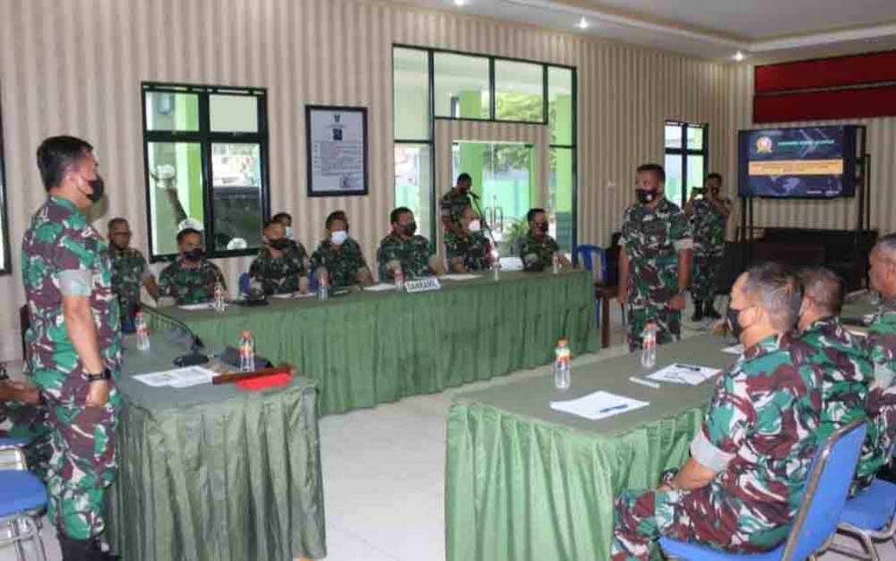 Dandim Palangka Raya Pimpin Sidang Panitia Karir Kenaikan Pangkat Prajurit
