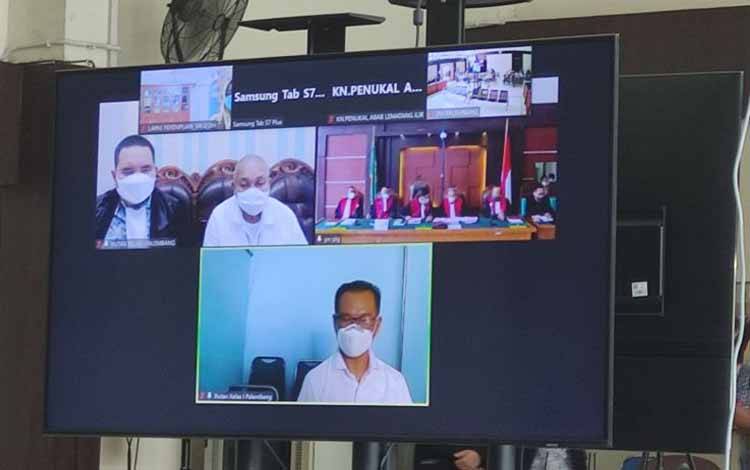Mantan Gubernur Sumsel Alex Noerdin Jalani Sidang Perdana
