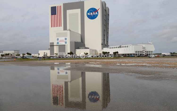 NASA Tunda Peluncuran Roket ke Bulan