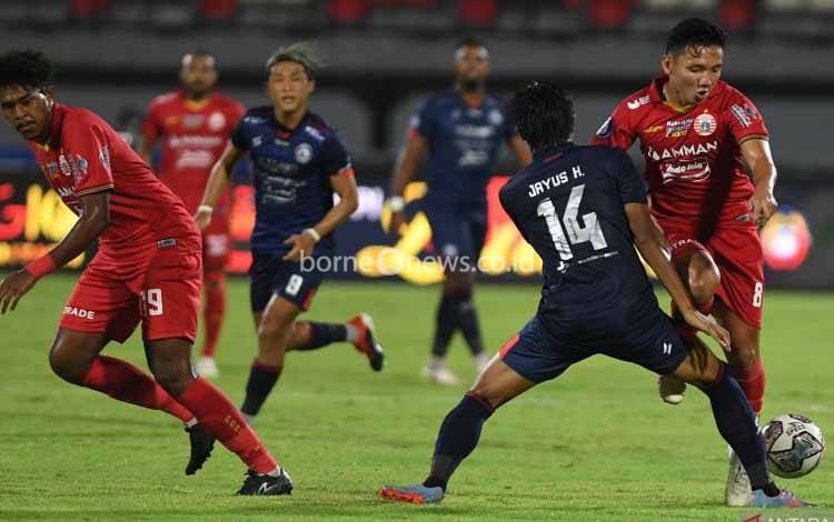 Eduardo Almeida Tuding Persija Ulur Waktu saat Hadapi Arema FC
