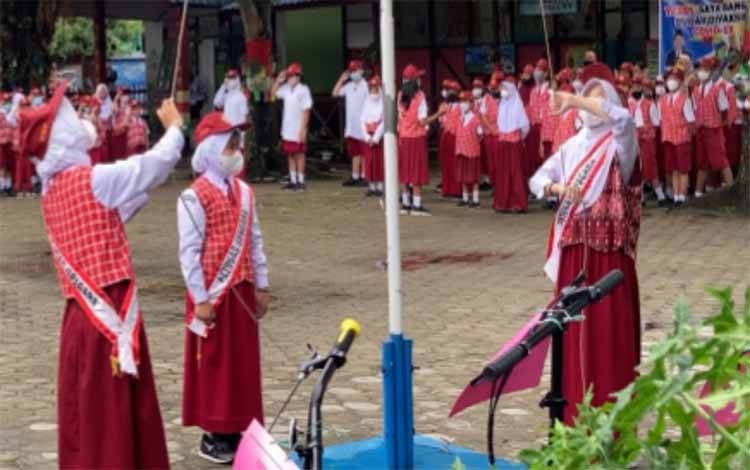 Disdik Murung Raya Minta Sekolah Dorong Orangtua Dorong Pembentukan Karakter Anak