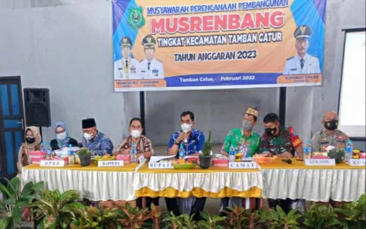 Hadiri Musrenbang di Tamban Catur, Legislator Dapil V Kapuas Ini Harapkan Akomodasi Usulan Prioritas