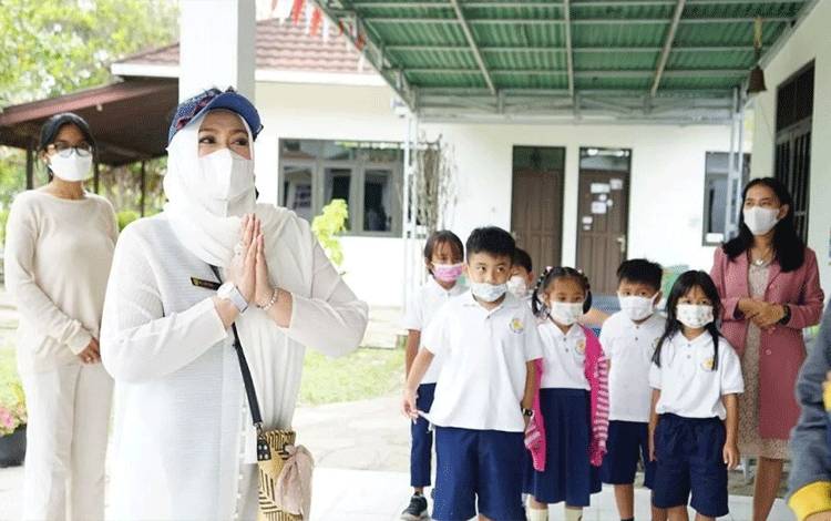 Wakil Wali Kota Palangka Raya Kunjungi Sekolah Pastikan PTM Lancar