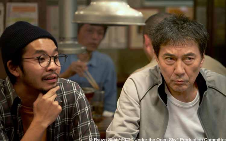 Usaha Luar Biasa jadi Orang Biasa dalam Film Under the Open Sky