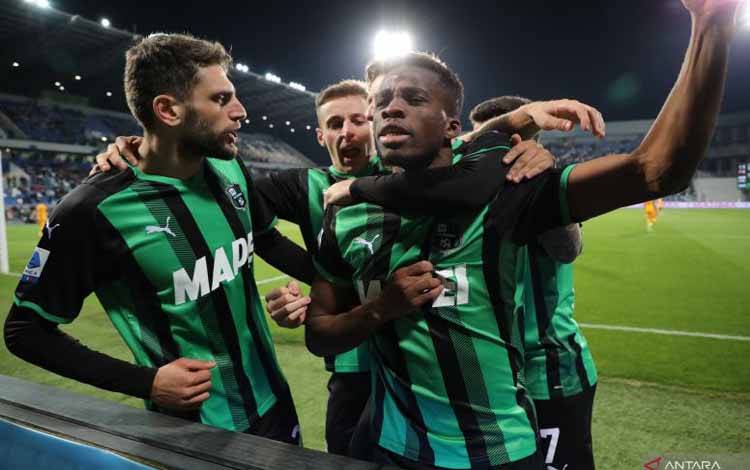 AS Roma Ditahan Imbang 10 Pemain Sassuolo