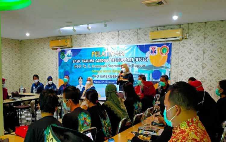 Puluhan Nakes RSUD Kapuas Ikuti Pelatihan BTCLS untuk Refresh dan Tingkatkan Kemampuan