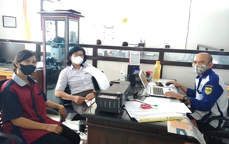 Diskominfosantik Gunung Mas Terima Siswa Magang