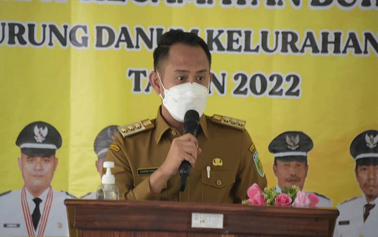 Wali Kota Palangka Raya Fairid Naparin