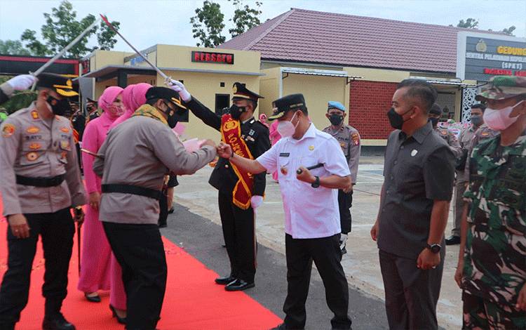 Bupati Seruyan Sampaikan ini kepada Kapolres Seruyan Baru