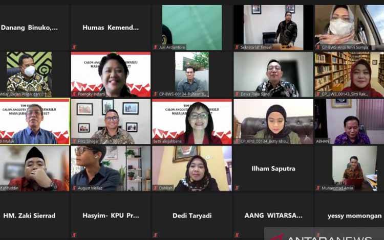 Komisi II DPR Tetapkan 5 Anggota Bawaslu RI