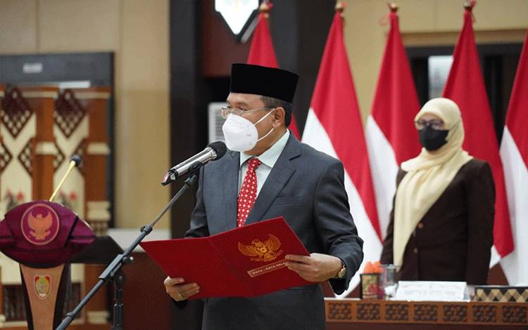 Pj Sekda Kalteng Lantik 59 Pejabat Administrator
