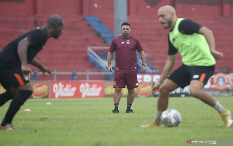 Pelatih Persik Minta Pemainnya Tingkatkan Level Konsentrasi