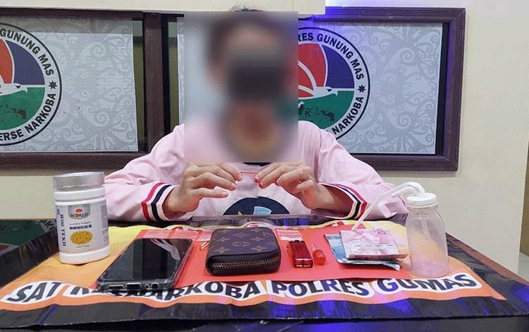 Pelajar Perempuan di Gunung Mas Ditangkap karena Kedapatan Bawa Sabu