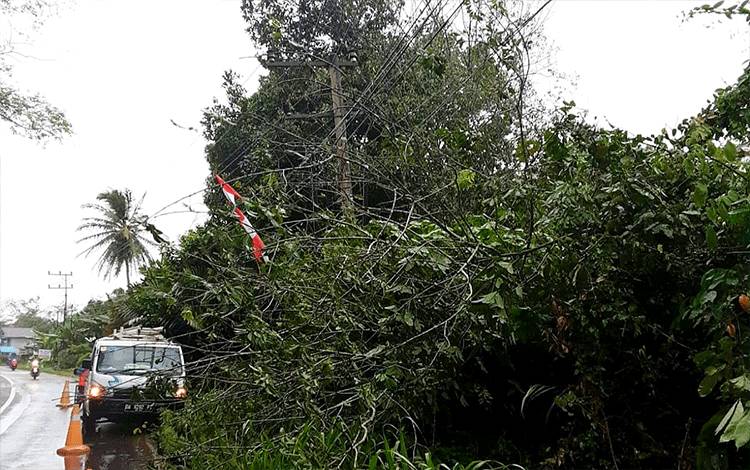 Gardu Induk Terganggu, Suplai Listrik ke Barito Timur Putus