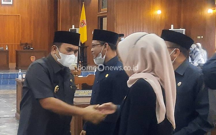 Wabup Kobar Ingatkan Tidak Timbun Minyak Goreng