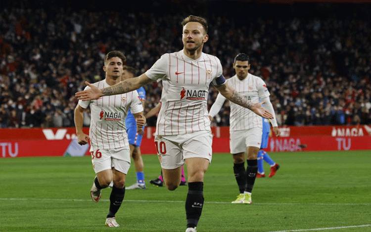 Sevilla Atasi Perlawanan Real Betis dengan Skor 2-1