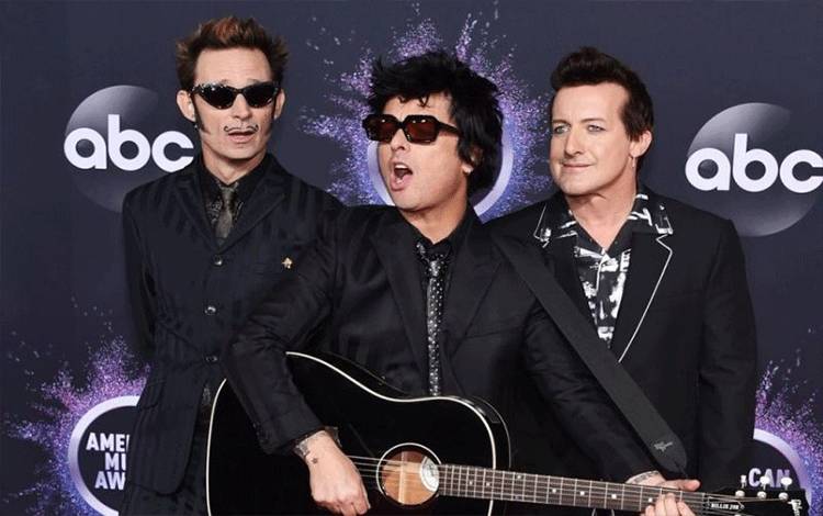 Green Day Batalkan Konser di Moskow Akibat Invasi Rusia