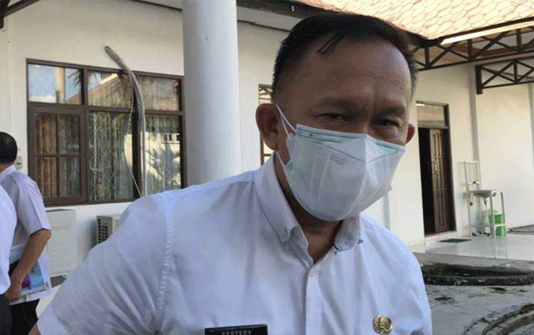 Camat di Kapuas Diharapkan Proaktif Percepatan Vaksinasi dan Penegakan Prokes