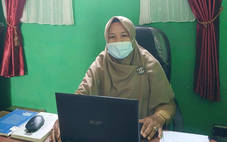 Kabid Pembinaan Perpustakaan, Rusidah