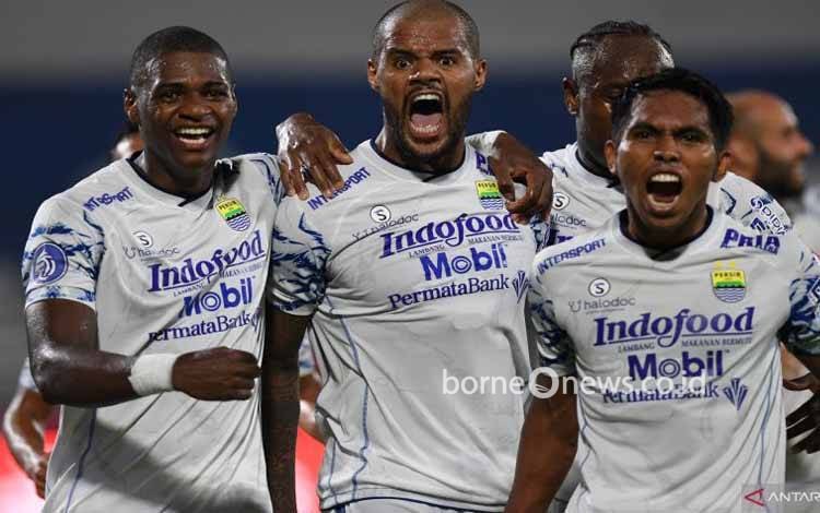 Persib Bandung Kalahkan Persiraja Meski Jalannya Laga Sempat Ditunda