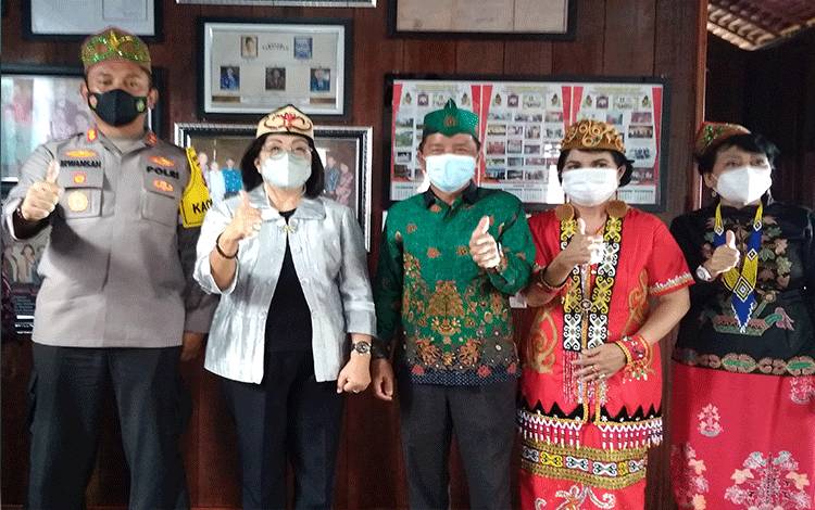 Tanggapan Kapolres Gunung Mas Terkait Peresmian Rumah Adat Singarasa Tunda