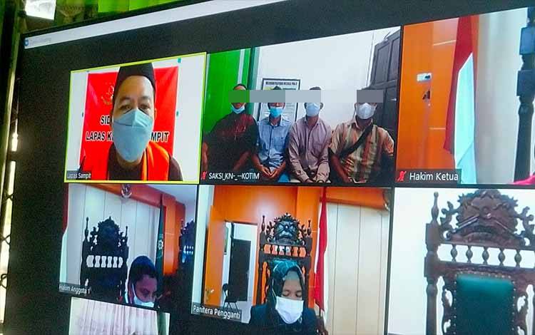 Pekerjakan 4 Anak Buah Bersihkan Pasir Hingga Hasilkan Zirkon dan Emas