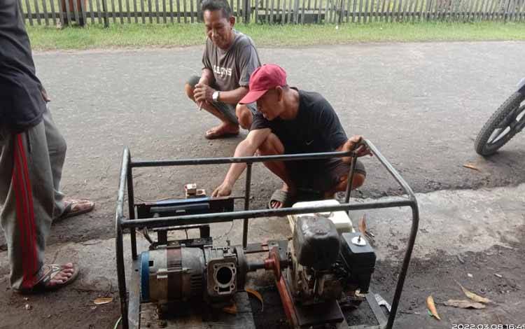 Warga Pegatan Bikin Listrik Alternatif Akibat PLN Pegatan Sering Padam