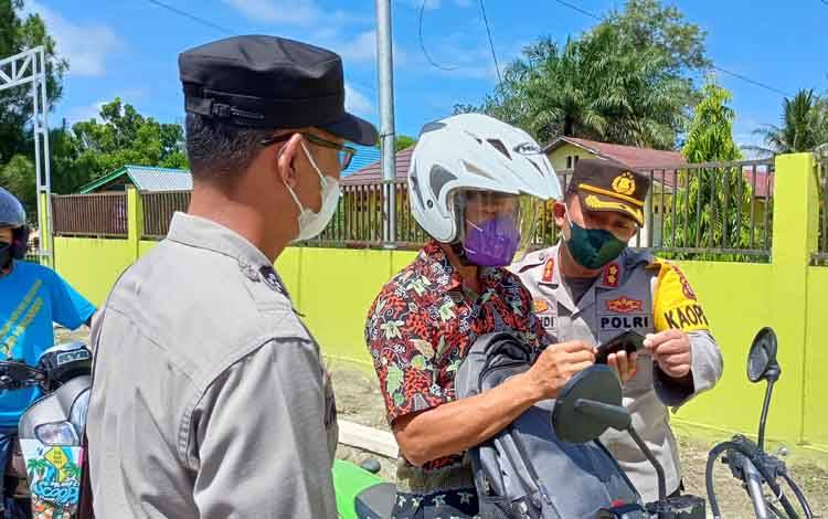 Polres Barito Timur Gelar Razia Sertifikat Vaksin
