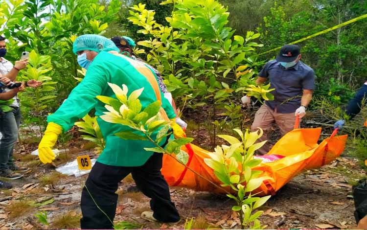 Jasad Pria Ditemukan di Jalan Bukit Pinang 1 Diduga Korban Pembunuhan