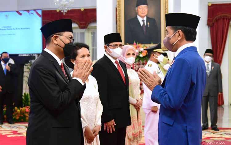 Presiden Jokowi Boyong Kepala - Wakil Otorita IKN ke Titik Nol Nusantara