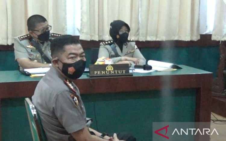Pamen Polri Tersangka Rudapaksa Anak Dipecat