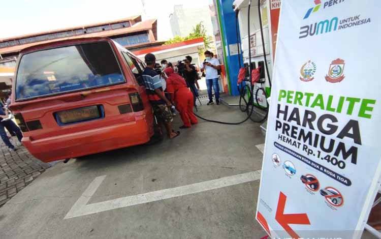 Jokowi: Pemerintah Terus Menahan agar Harga Pertalite Tidak Naik