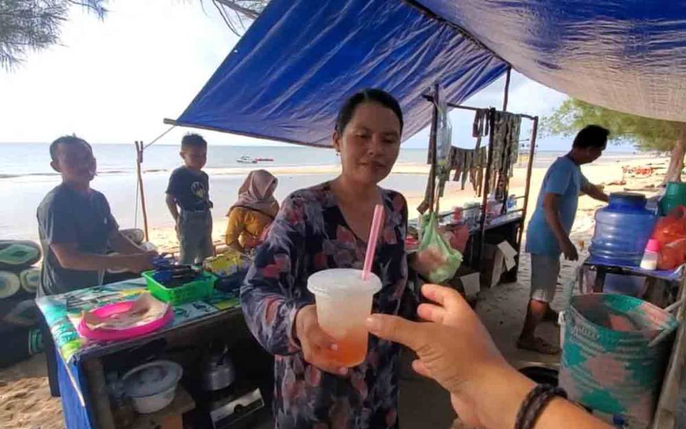 Warga Ujung Pandaran Banyak Banting Setir Jadi PKL