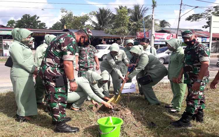 Kodim Muara Teweh Tanam Sejuta Pohon