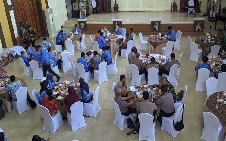 Bupati Kotim Minta Seluruh Pihak Berupaya Capai Target Vaksinasi Hingga 90 Persen