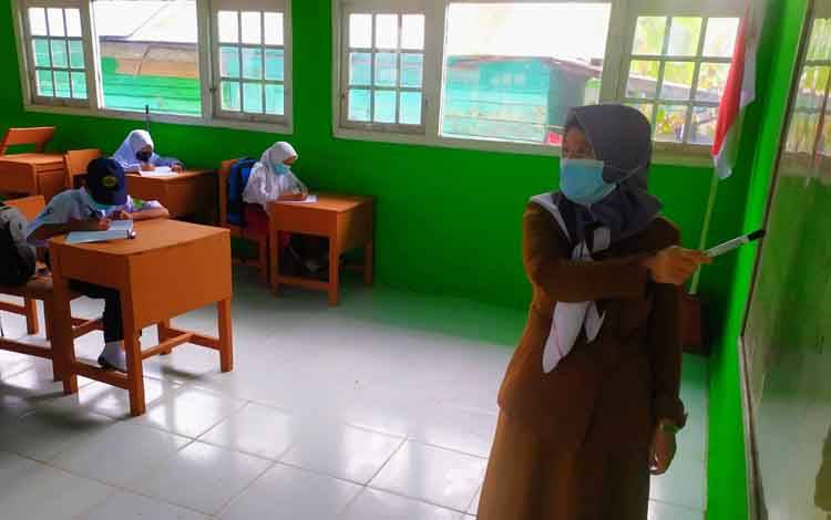 Semua Sekolah Masih Pembelajaran Tatap Muka Terbatas di Kotim