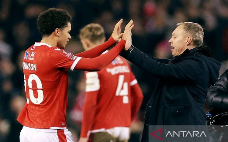 Manajer Nottingham Forest Tidak Akan Ubah Pendekatan Lawan Liverpool
