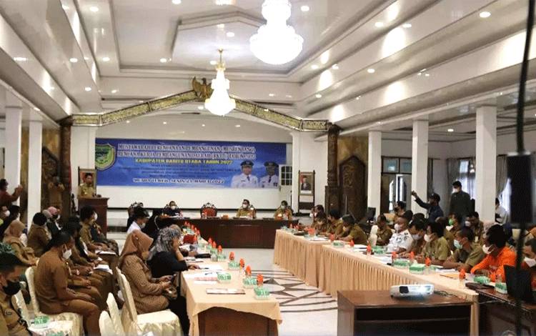 Bupati Targetkan 2023 Pertumbuhan Ekonomi Barito Utara 5,42 Persen
