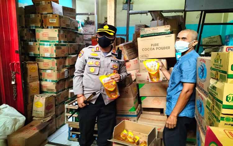 Kapolres Barito Selatan Ingatkan Pedagang Jangan Timbun Minyak Goreng