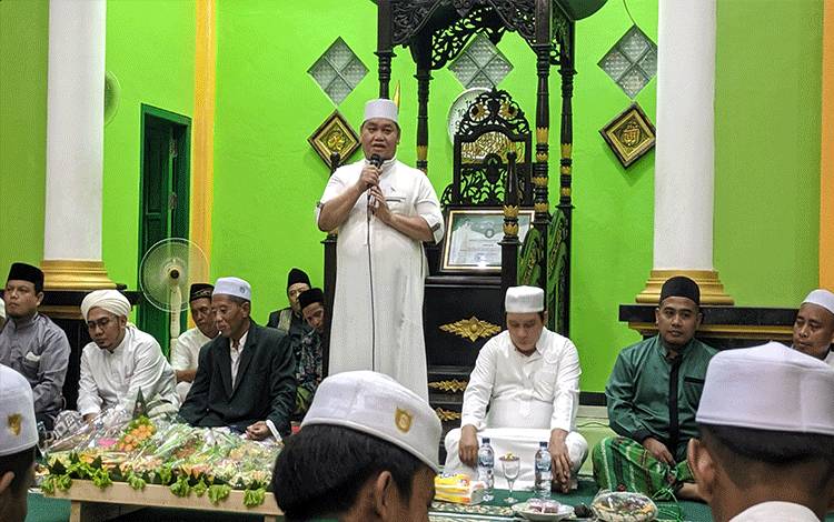 Bupati Ajak Umat Muslim di Kotim Makmurkan Masjid