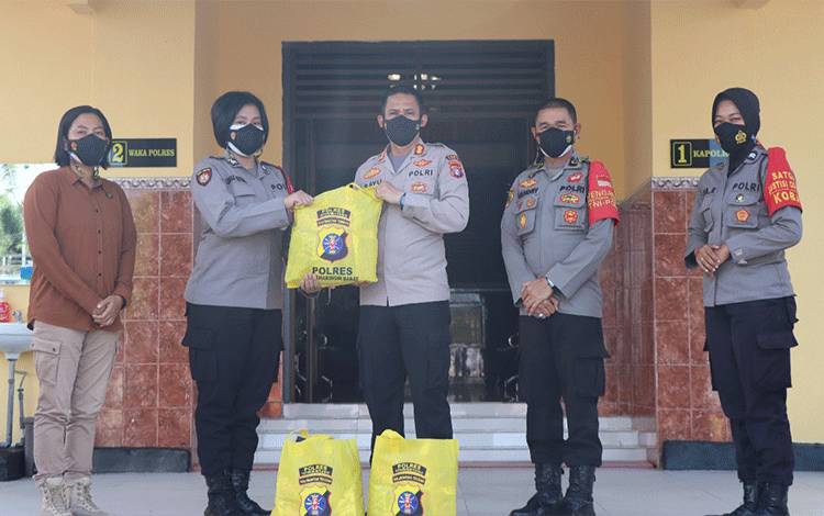 Tim Bansos Polwan Polres Kobar Akan Menyasar Warga Terdampak Covid-19