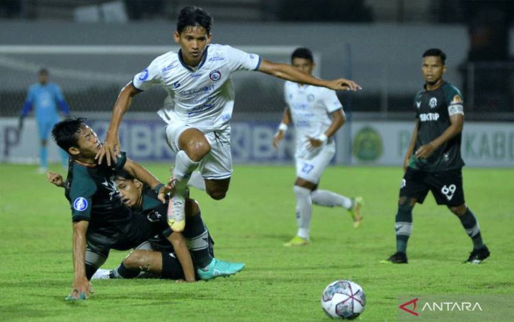Arema FC Gulung Persikabo 3-1