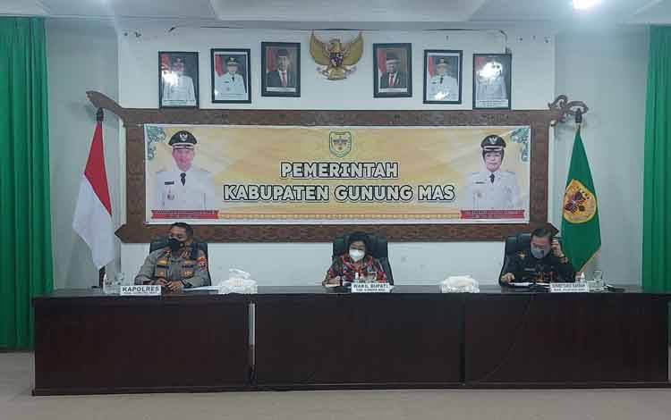 Pemerintah Desa Diminta Aktif Dukung Program Percepatan Vaksinasi di Kabupaten Gunung Mas
